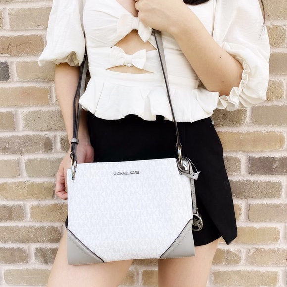 BUNDLE💕Michael Kors Crossbody & Wallet SET - Picture 5 of 7